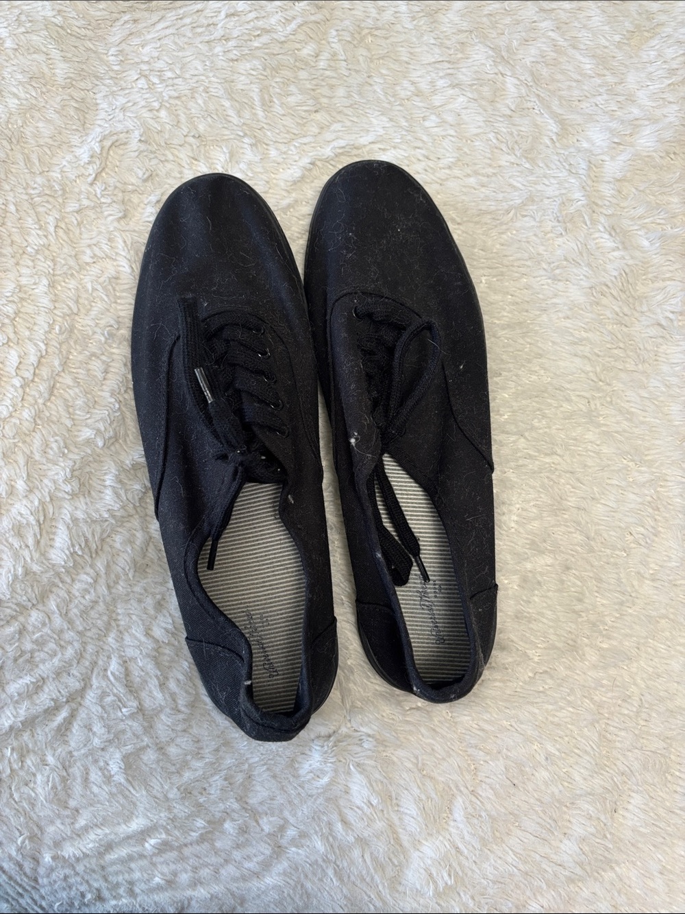 Universal Thread Black Low-Profile Canvas Sneakers